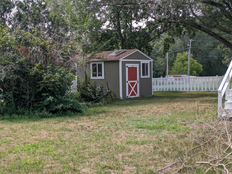 7117 111th Ave N, Champlin, MN 55316