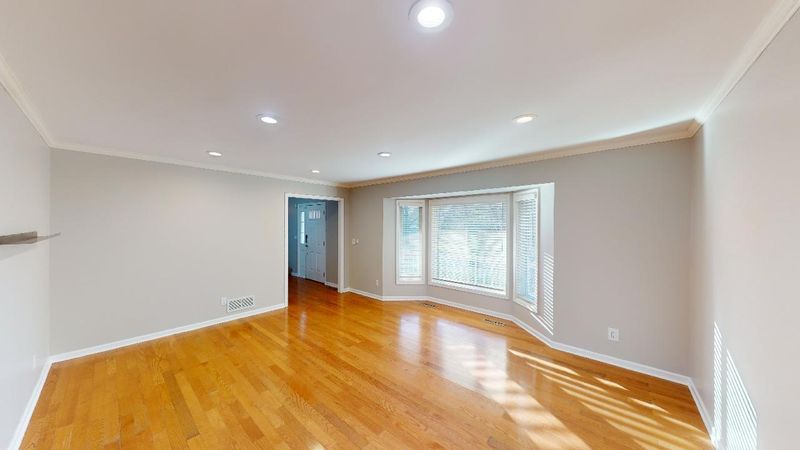 1905 Vernon Dr S, Minnetonka, MN 55305