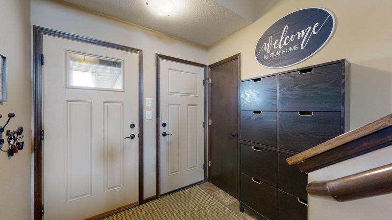 504 Southfork Pl SE, Kasson, MN 55944