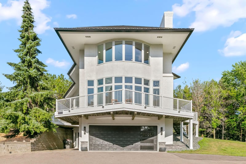 1680 W Farm Rd, Chaska, MN 55318