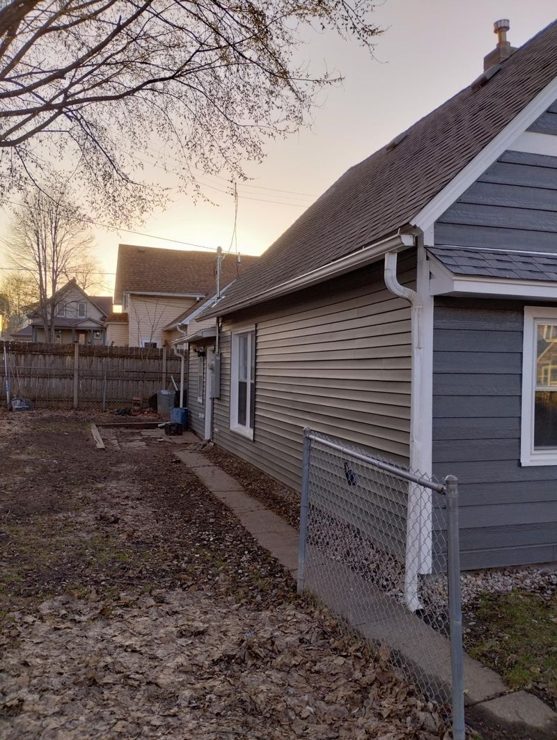 559 Orleans St, Saint Paul, MN 55107