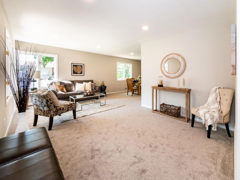 1501 Clarence St, Saint Paul, MN 55106