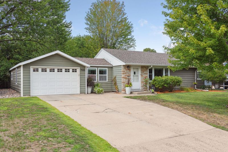7526 10th Ave S, Richfield, MN 55423