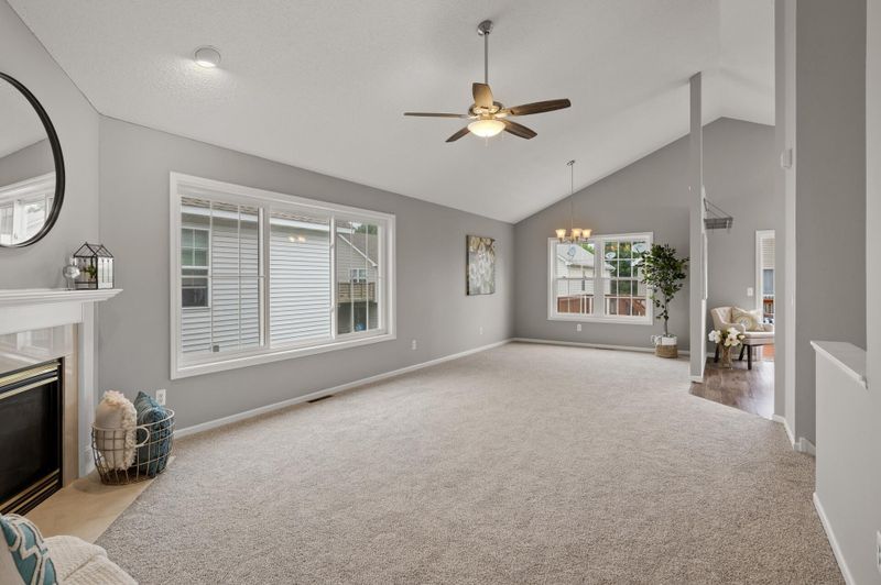 7370 Windsor Dr N, Shakopee, MN 55379