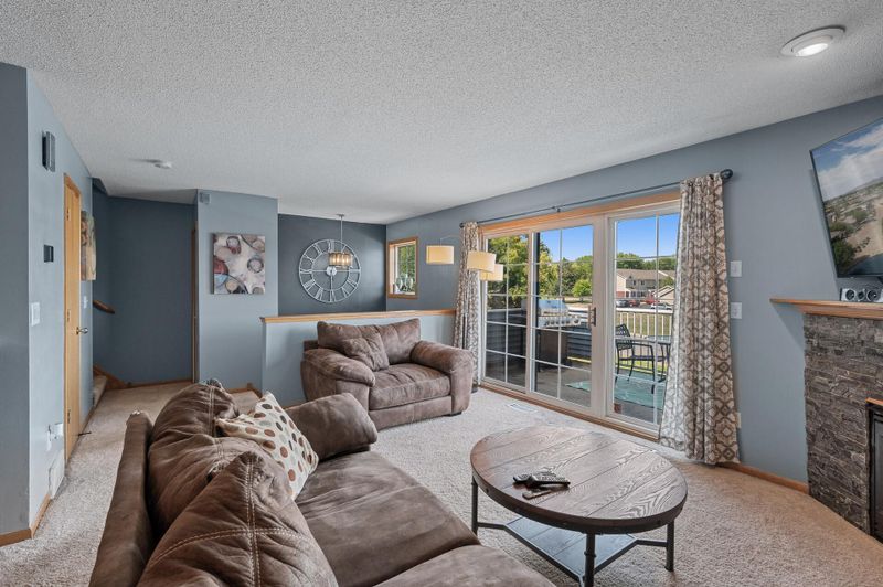 2205 E 117th St #108, Burnsville, MN 55337