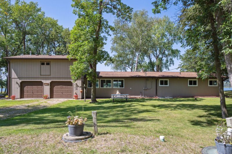 22251 Gateway Dr, Osakis, MN 56360