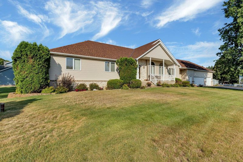 1603 Linden Rd, Saint Cloud, MN 56303