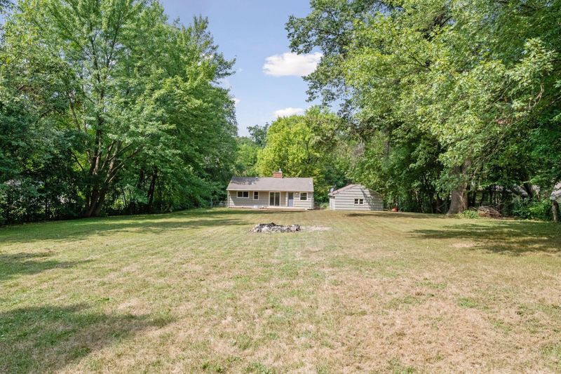 2201 Hopkins Crossroad, Minnetonka, MN 55305