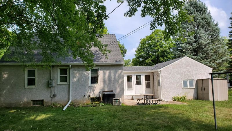 1884 Maryland Ave E, Saint Paul, MN 55119
