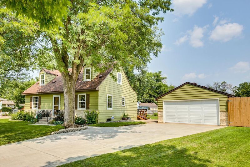 5229 Capitol St NE, Fridley, MN 55421
