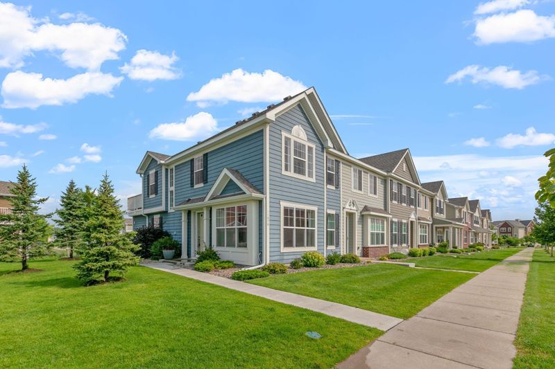 11898 84th Ave N, Maple Grove, MN 55369