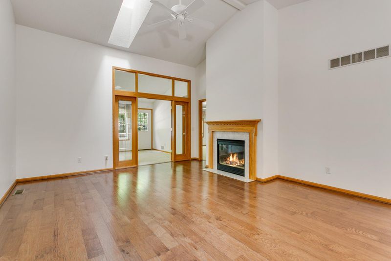 13044 Falcons Way, Savage, MN 55378