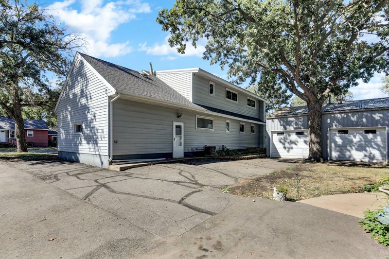 137 2nd St N, Waite Park, MN 56387