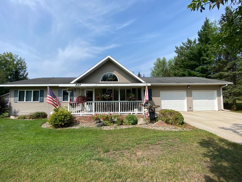 307 Grove Ave N, Park Rapids, MN 56470