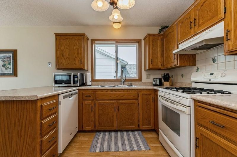 14509 Natchez Ave, Savage, MN 55378