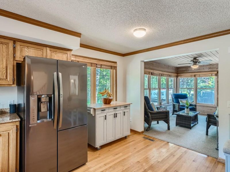 5459 Butternut Cir, Minnetonka, MN 55343