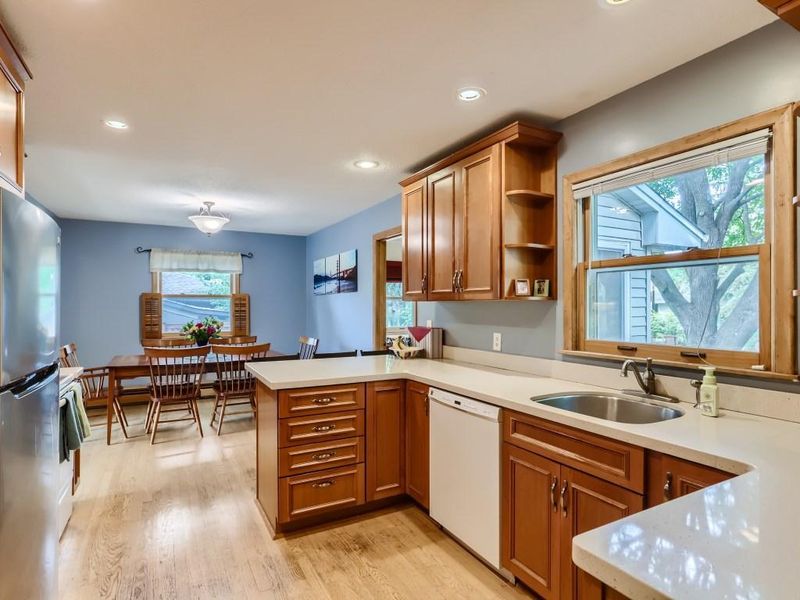 6565 Lucia Ln NE, Fridley, MN 55432