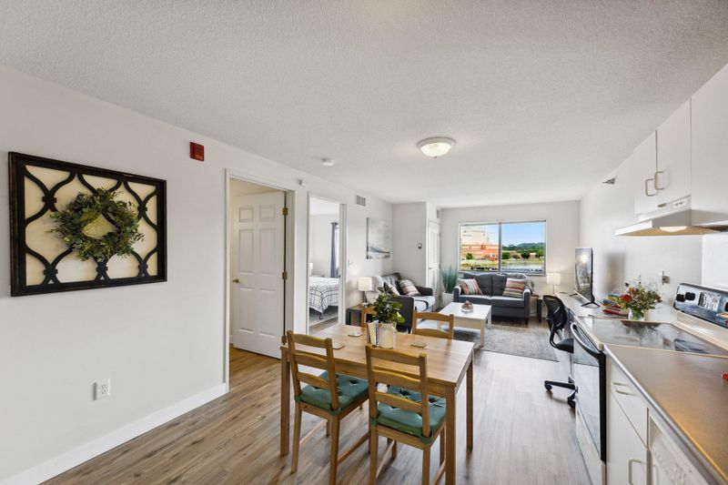 211 1st St NE #412, Rochester, MN 55906