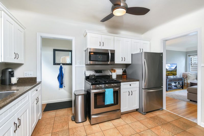 1431 Bayard Ave, Saint Paul, MN 55116