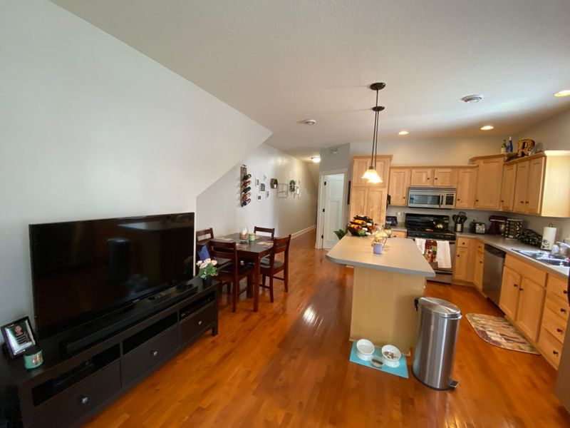 815 1st St SW #1, Rochester, MN 55902