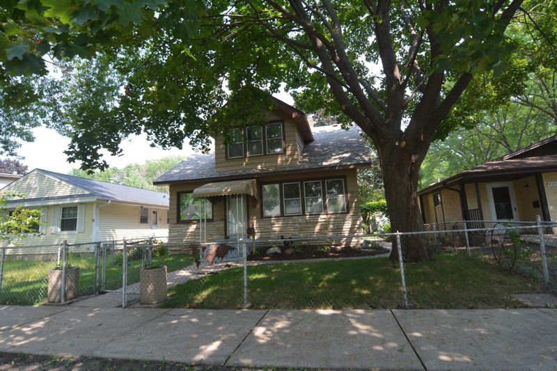 4106 Irving Ave N, Minneapolis, MN 55412