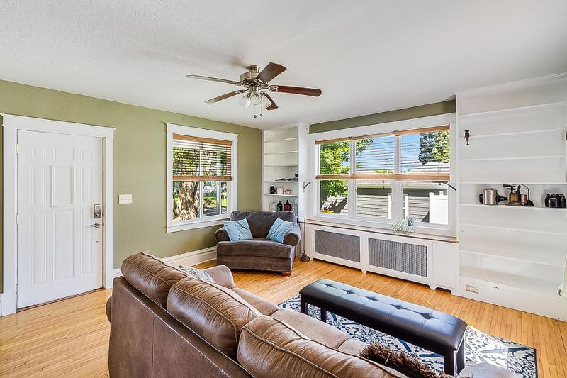 203 Central Ave S, New Prague, MN 56071