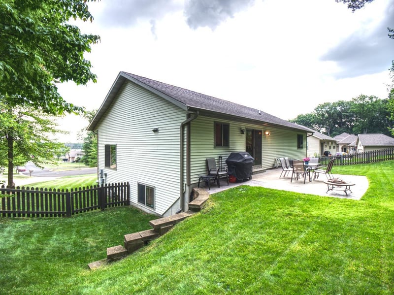 804 Rusty Ct, Altoona, WI 54720