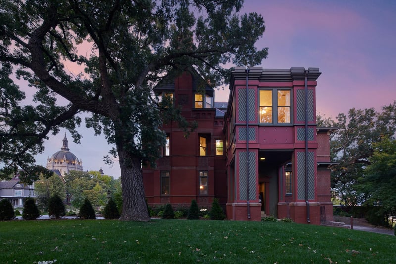 266 Summit Ave, Saint Paul, MN 55102