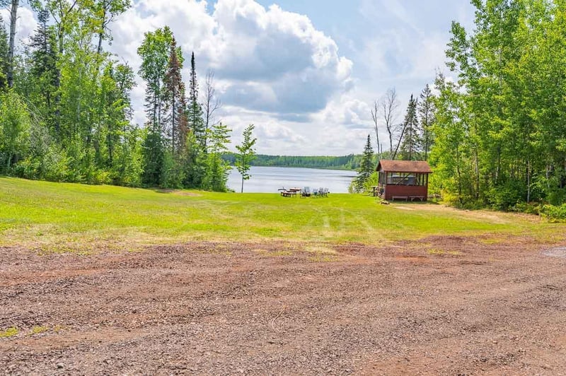 12419 Hannon Rd, Hibbing, MN 55746