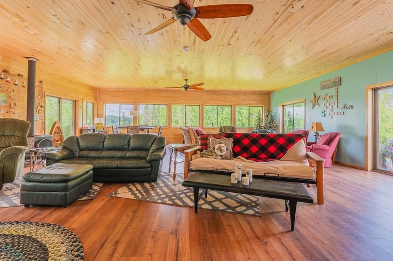 12419 Hannon Rd, Hibbing, MN 55746