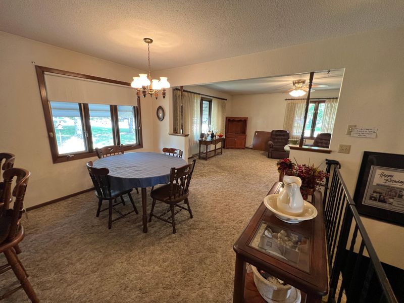 121 Driftwood Dr, Redwood Falls, MN 56283