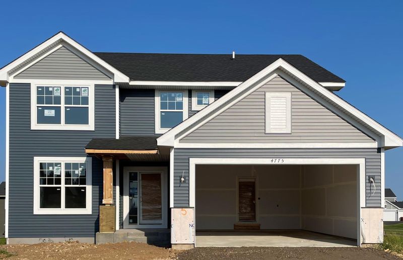 4775 Martingale Dr, Woodbury, MN 55129