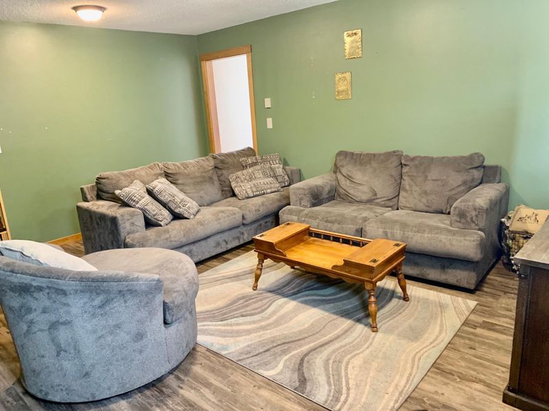 430 3rd Ave NW, Perham, MN 56573