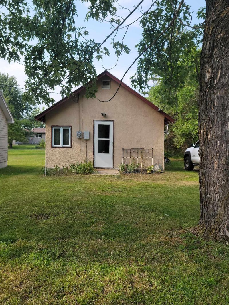 713 21st St NW, Bemidji, MN 56601