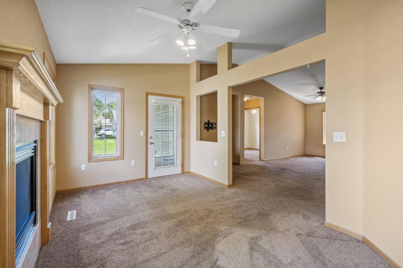 22 3rd St NW, Saint Michael, MN 55376