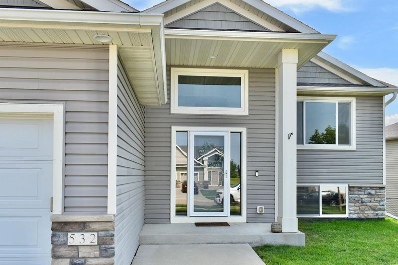 532 Towne Dr NE, Byron, MN 55920