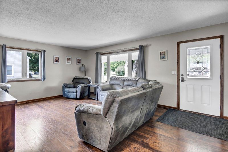 822 E Minnesota St, Saint Joseph, MN 56374