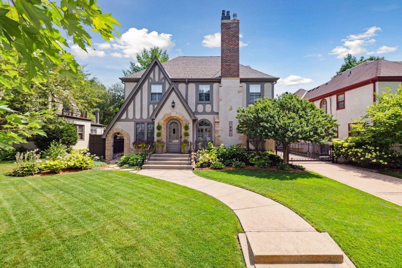 4619 Drexel Ave, Edina, MN 55424