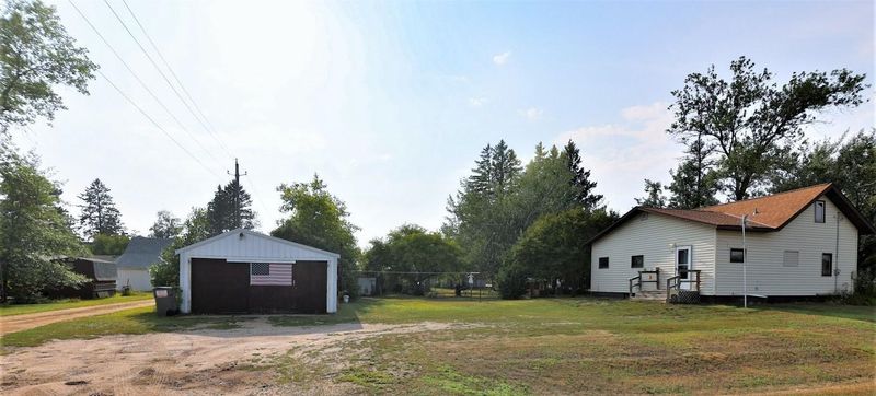 317 1st St SE, Sebeka, MN 56477