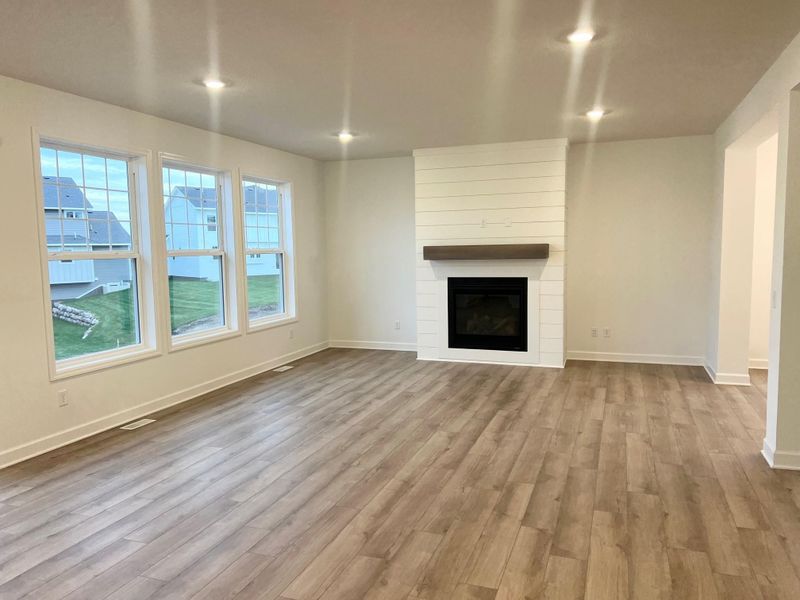 3115 Sugar Maple Dr, Chaska, MN 55318