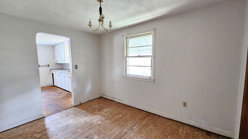 411 8th St NE, Staples, MN 56479