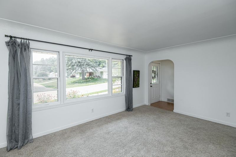 1600 5th Ave NW, Rochester, MN 55901