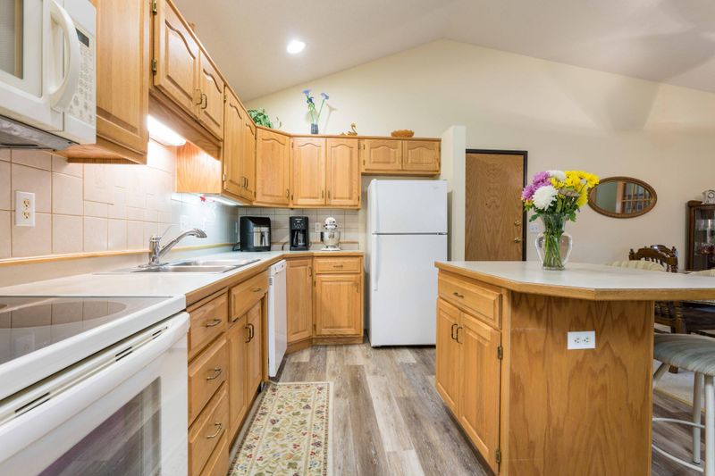 928 E Summit Ave #401, Fergus Falls, MN 56537