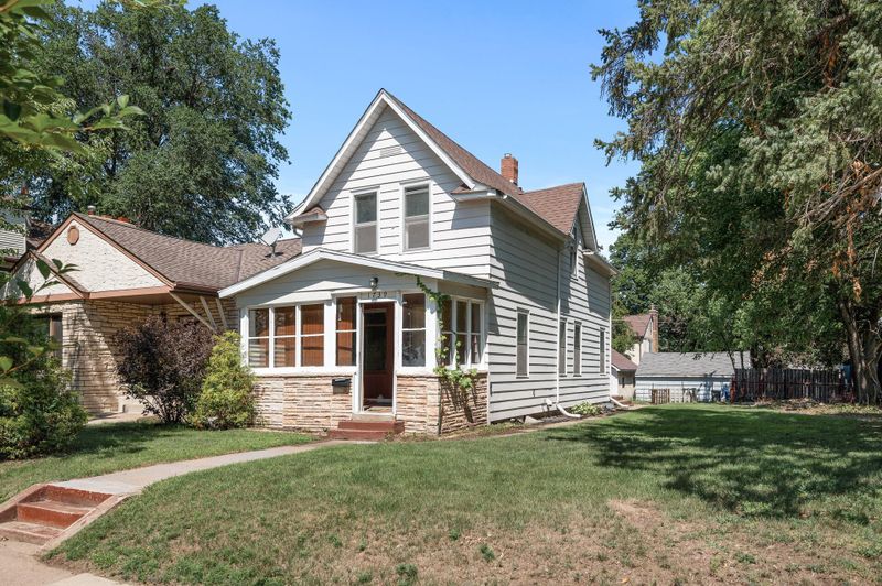 1739 Wordsworth Ave, Saint Paul, MN 55116