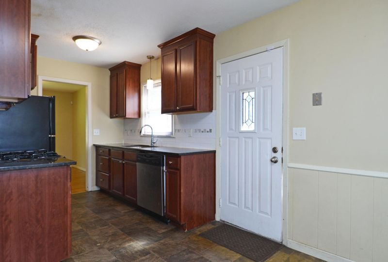 1600 71st Ave N, Brooklyn Center, MN 55430