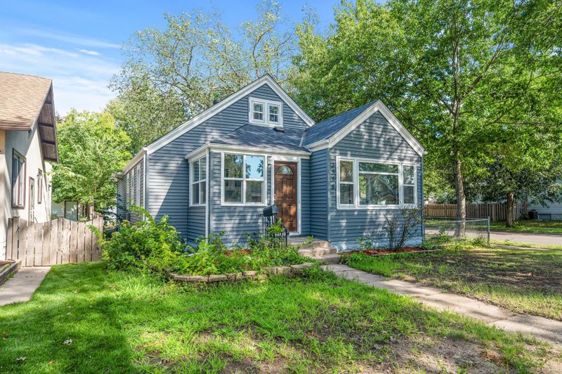 3555 39th Ave S, Minneapolis, MN 55406