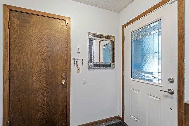 2310 Sherwood Rd, Mounds View, MN 55112