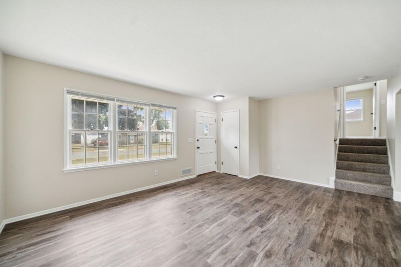 3587 Upper 149th St W, Rosemount, MN 55068