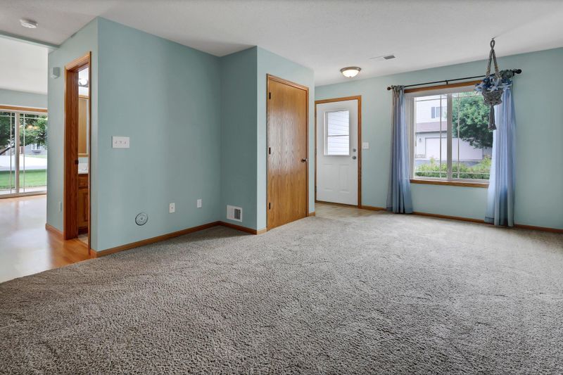 514 Graceview Loop E, Saint Joseph, MN 56374