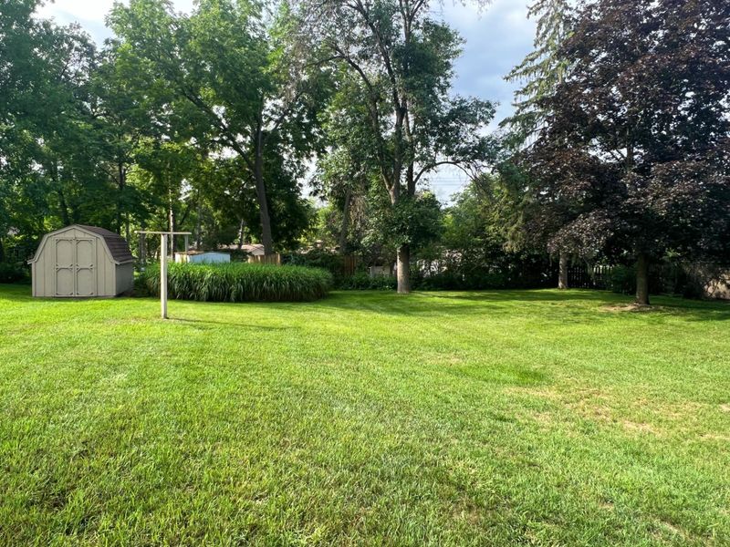 961 Hallstrom Dr, Red Wing, MN 55066